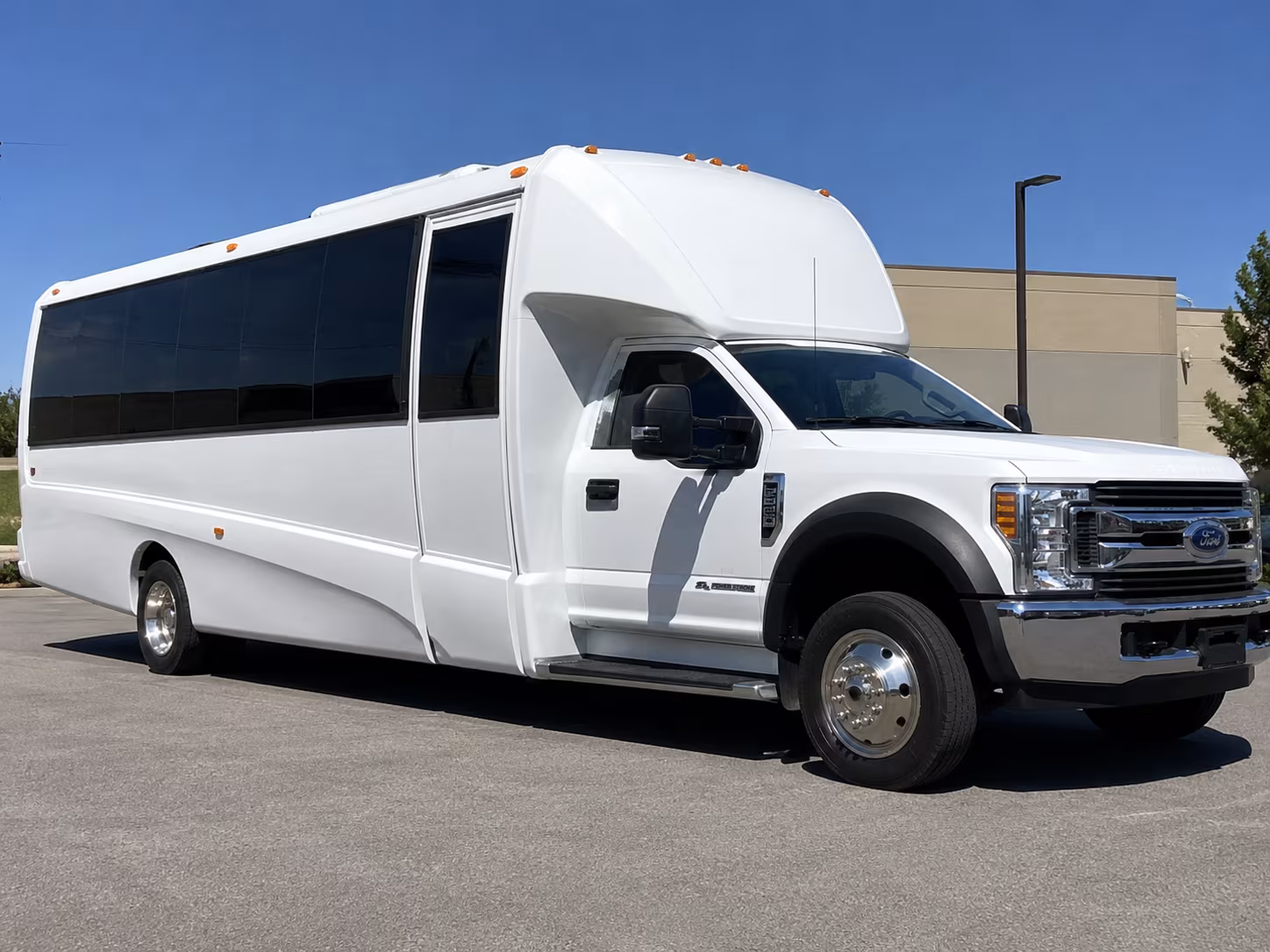 bismarck keep your sports team or fan group on schedule with a bismarck bus rental