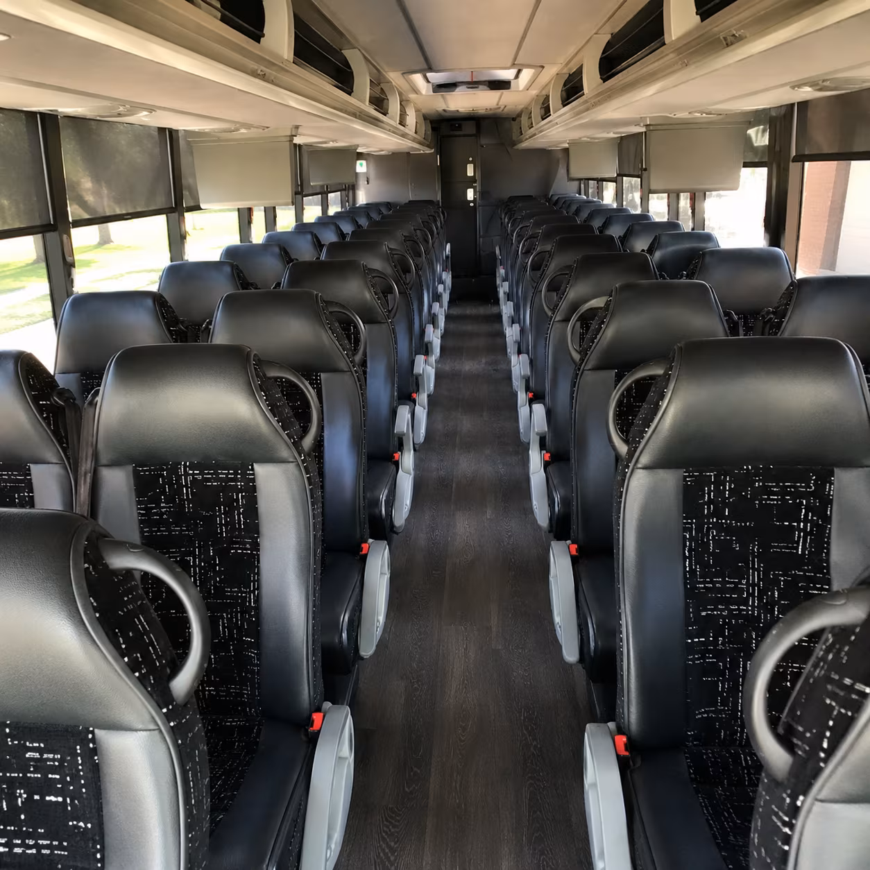 bismarck long distance charter bus rentals for your group
