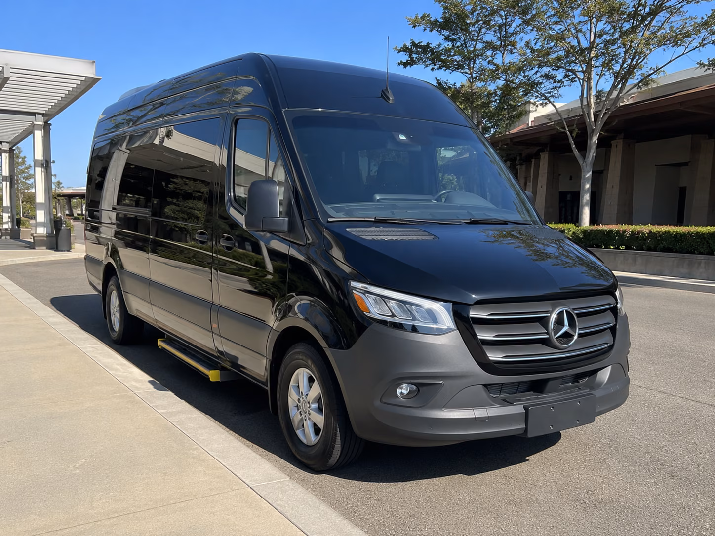 boulder winery tour bus transportation in boulder