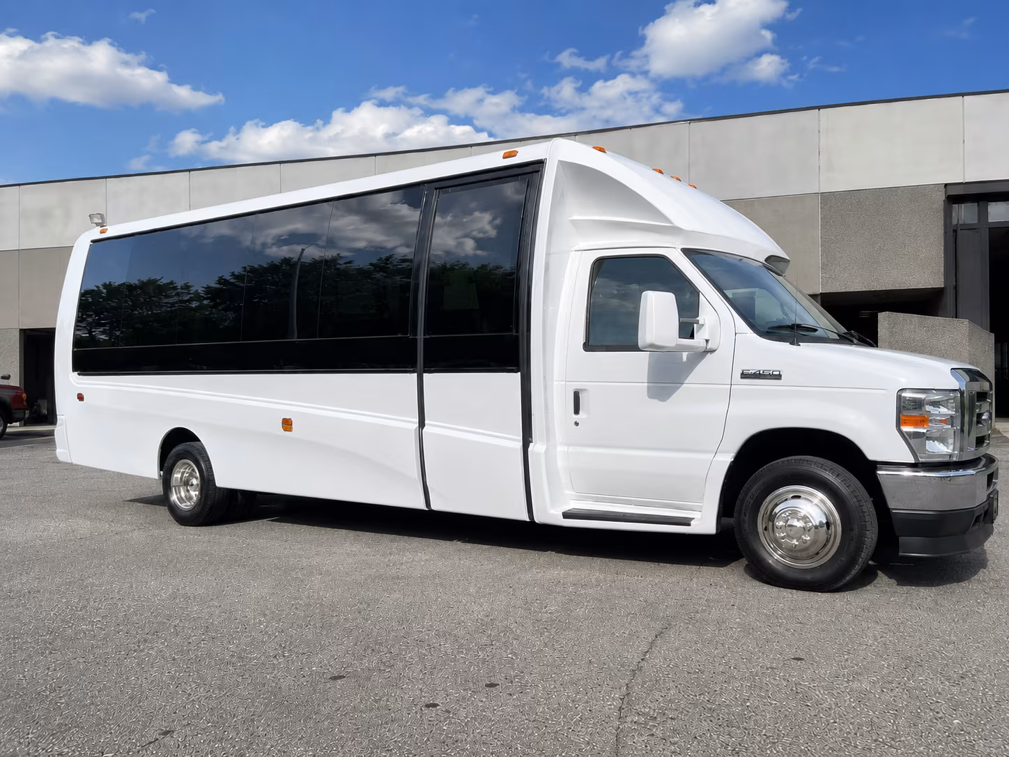 find prom transportation for groups of any size in rapid city