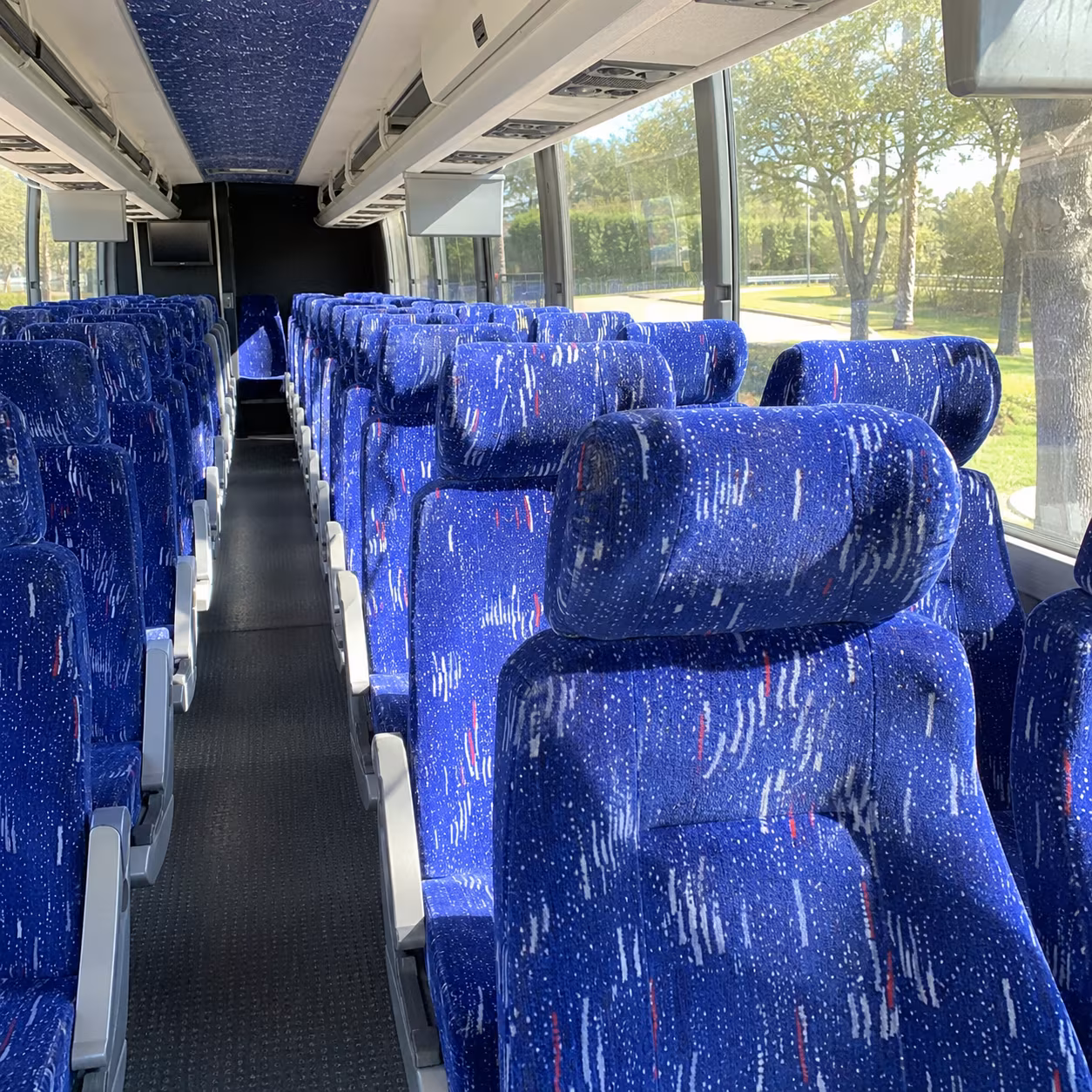 rapidcitycharterbuscompany com can help you plan mount rushmore black hills tour group transportation